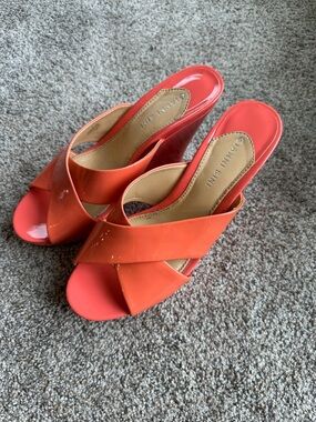 Gianni Bini Orange Patent Crisscross Mule Heels